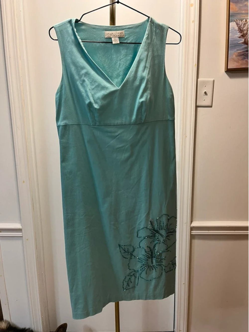 sz 4 Casual Corner lined teal dress stretch with beaded flower pattern.